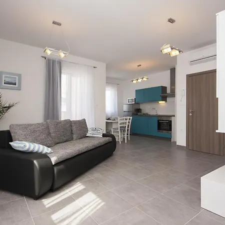 Beader Brodarica (Sibenik-Knin)