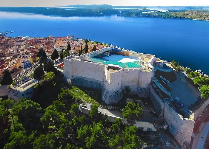 Beader * Brodarica (Sibenik-Knin)