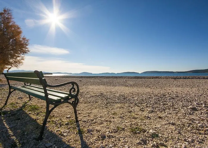 Beader Brodarica (Sibenik-Knin)